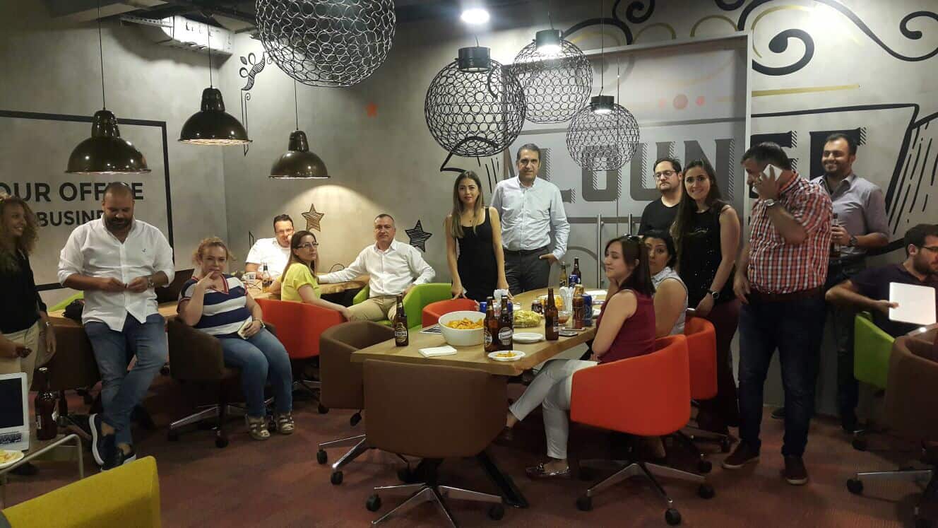 VİA FLAT NACHOS & BİRA PARTİ